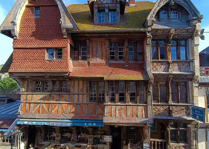 Central hotel: Hotel La Residence Manoir De La Salamandre